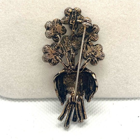 Vintage Rhinestones Brooch Pin Signed‎ Multicolor Floral Bouquet - Picture 2 of 4